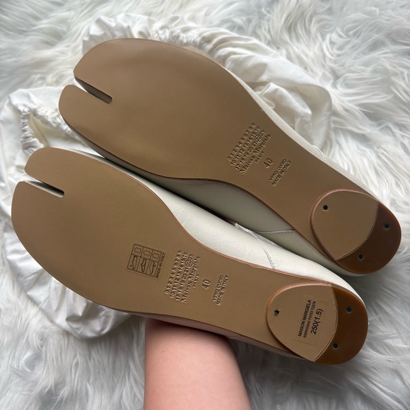 Brand NEW Maison Margiela Cream Leather Ballet Flats - Picture 3 of 4